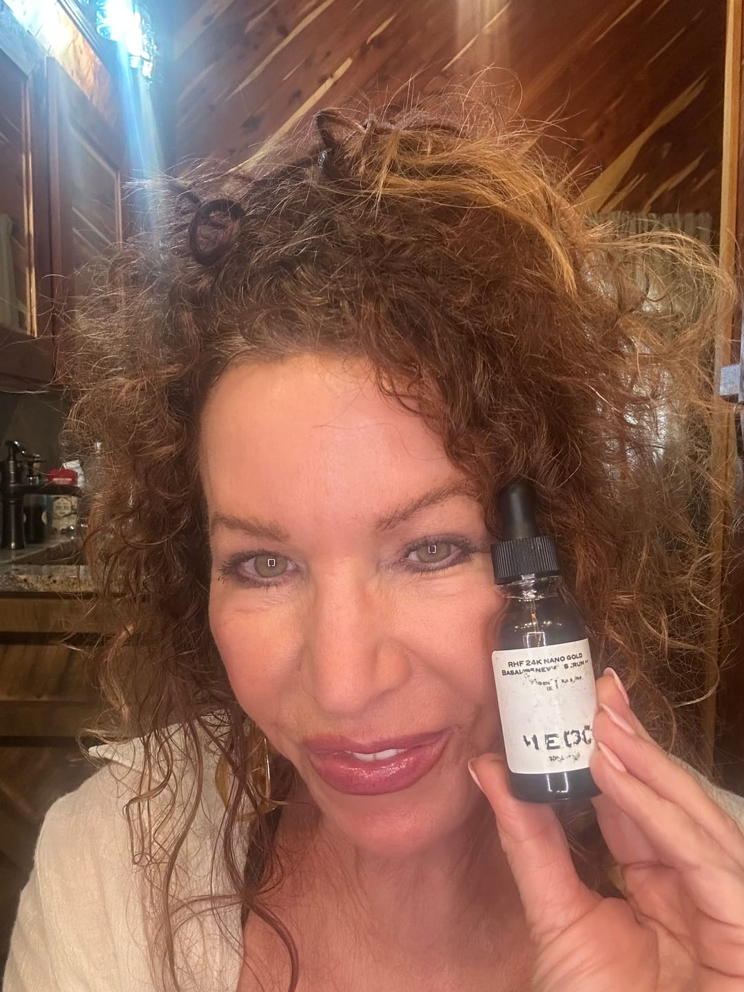Customer photo review of RHF 24K Nano Gold Basal Repair Serum +++