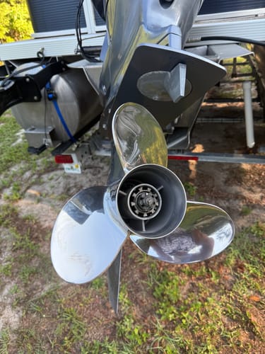 Customer photo review of Yamaha RELIANCE® Propeller