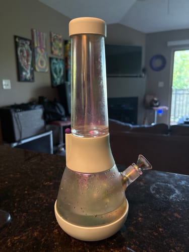 Customer photo review of Bong Base Iridescent