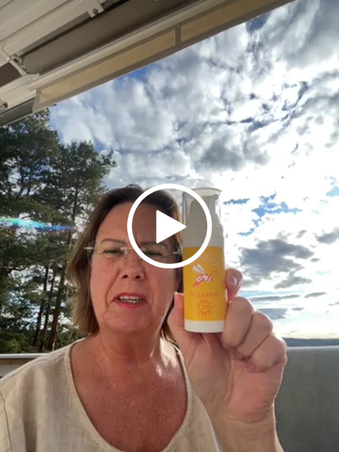 Customer video review of Solkrem