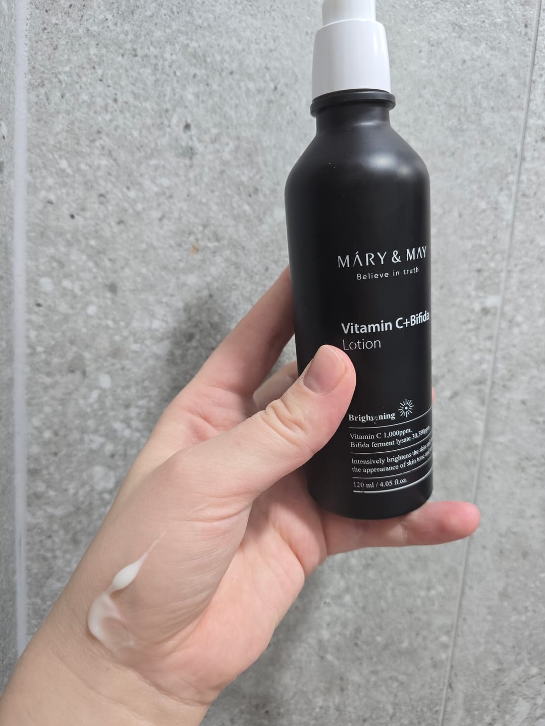 Customer photo review of Mitrinošs un aizsargājošs losjons ar C vitamīnu un bifidu Mary&May Vitamine C Bifida Lotion