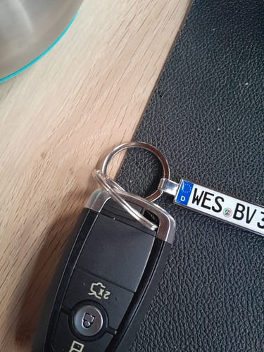 Customer photo review of Kennzeichen Schlüsselanhänger Mini Nummernschild Metall