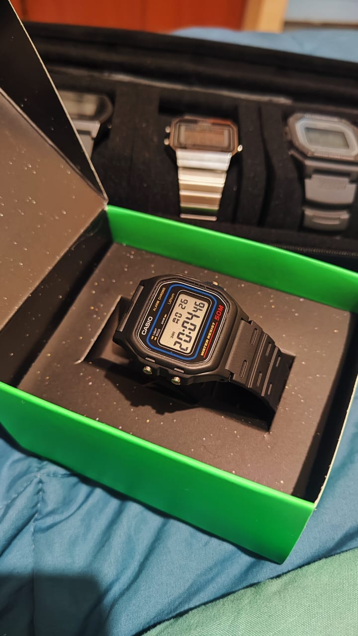 Customer photo review of Reloj Casio Vintage W-59-1VQD Azul/Negro