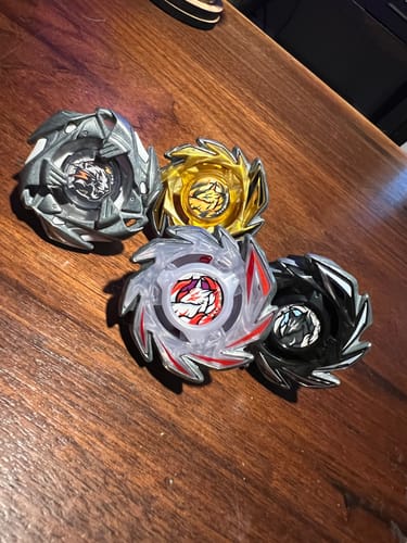 Customer photo review of [Pre-Order] Full Set Takara Tomy Beyblade X CX-06 FoxBrush J9-70GR