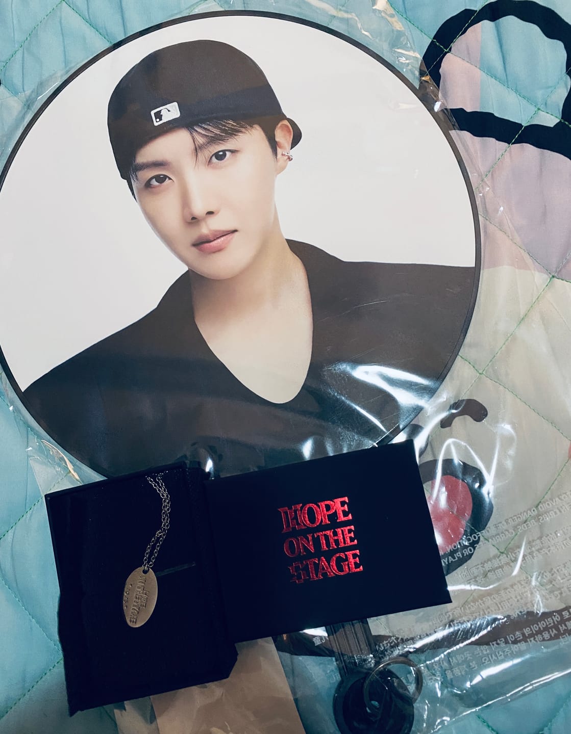 Customer photo review of [2ND PRE-ORDER] BTS J-HOPE - HOPE ON THE STAGE OFFICIAL MD IMAGE PICKET