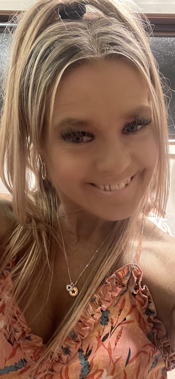 Customer photo review of Infinaluxe Pre-mapped Segment Lash Extensions – 3 x pairs