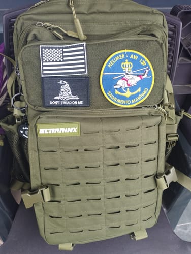 Customer photo review of Mochila Táctica V2 45L Verde