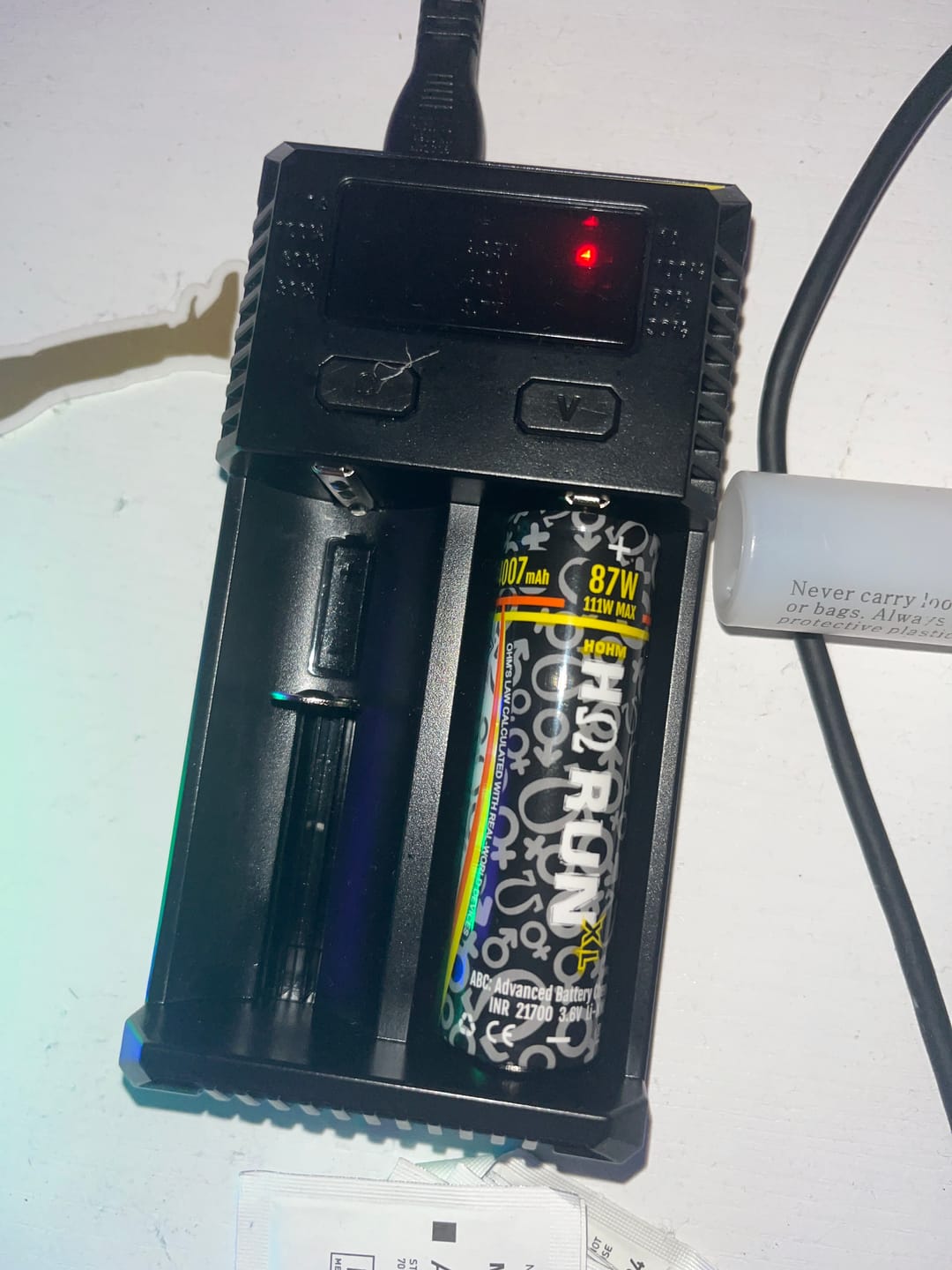 Customer photo review of Hohm Tech Life V4 18650 3015mAh 22.1A Battery