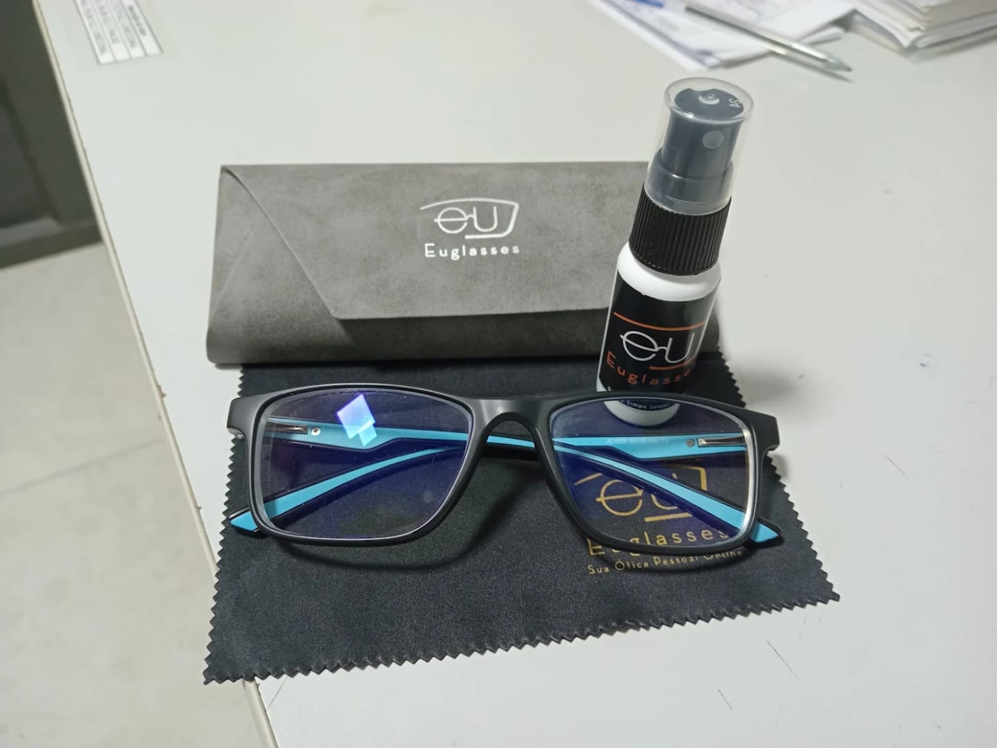 Customer photo review of Óculos de Grau Apex