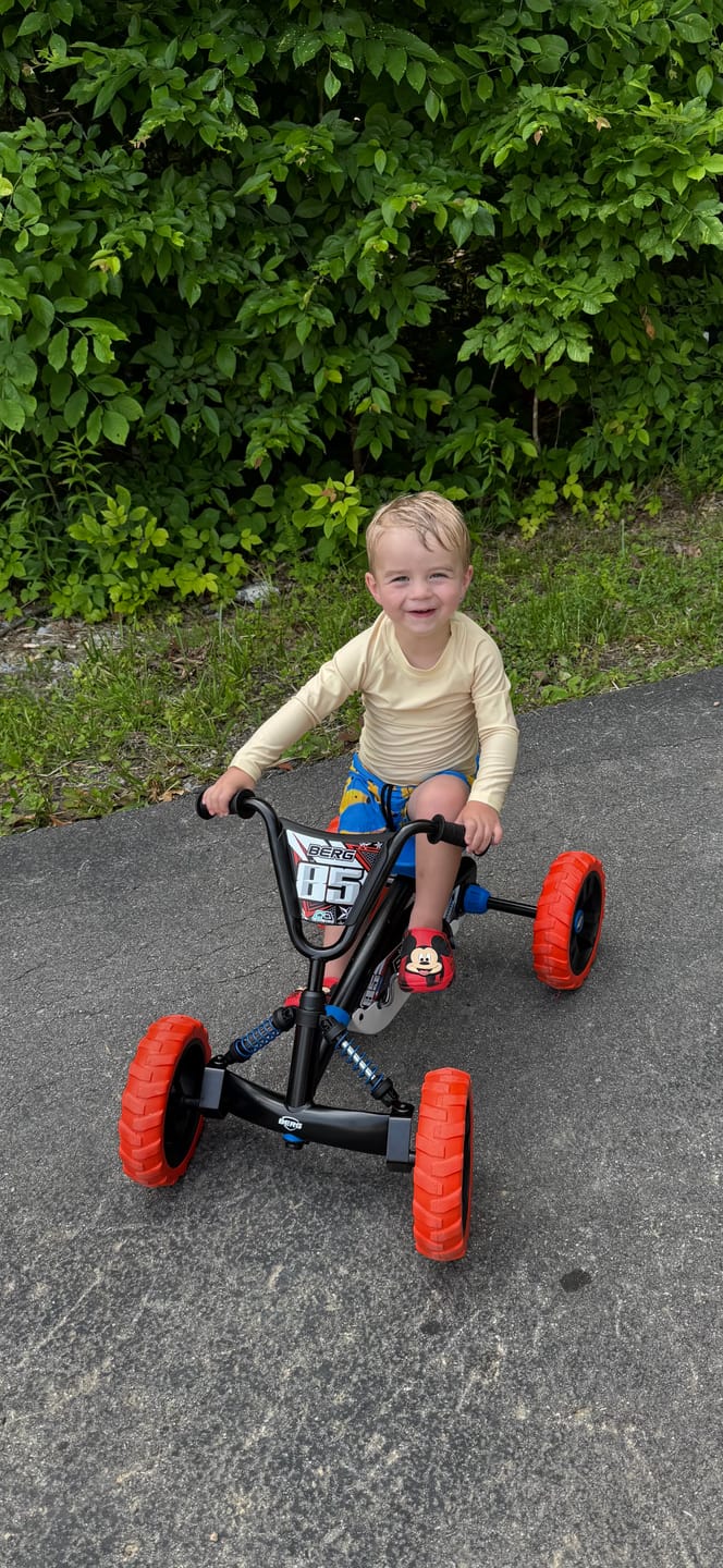 Customer photo review of BERG Buzzy