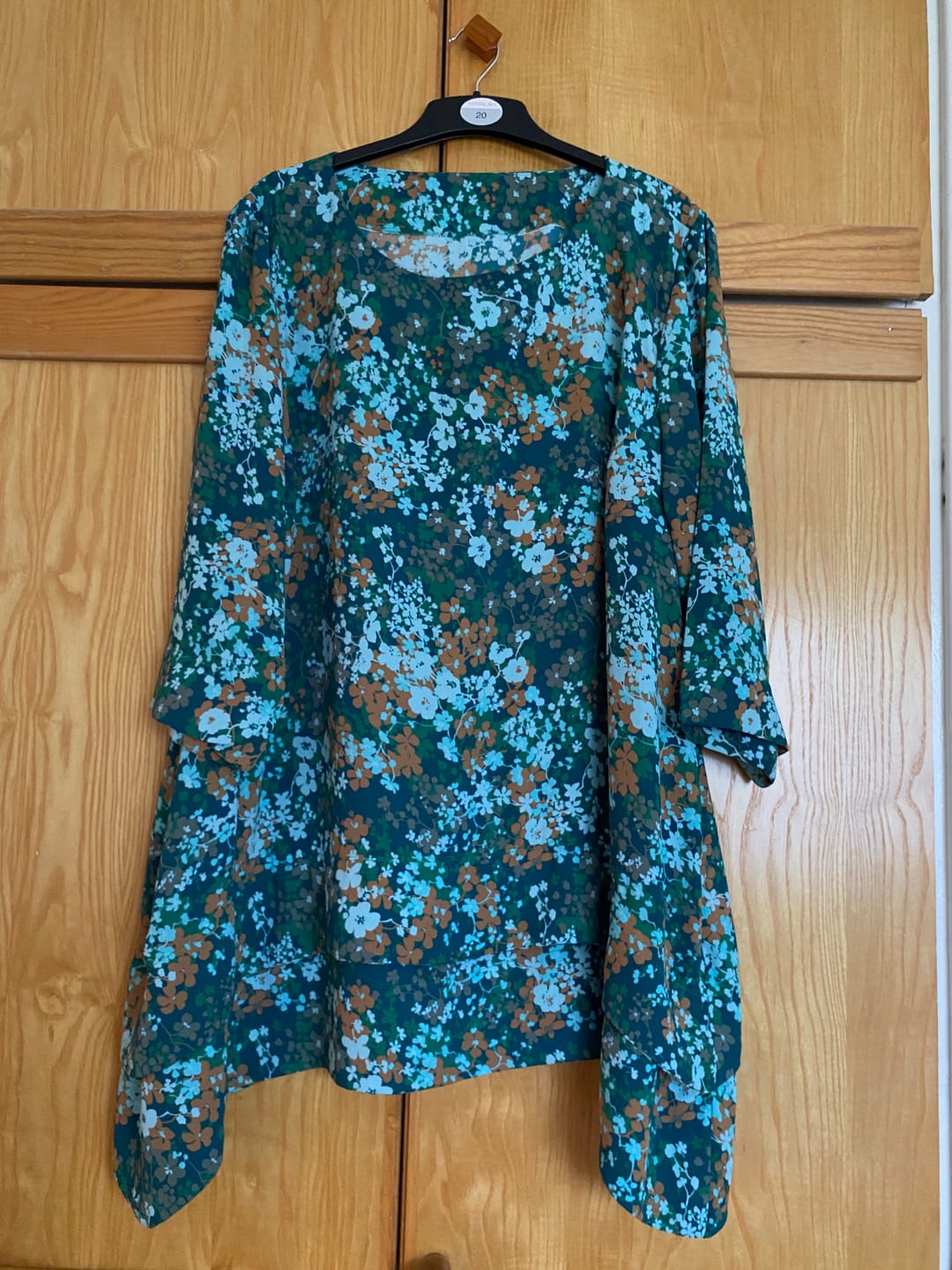 Customer photo review of Blossoming Flowers Polyester Crepe Fabric