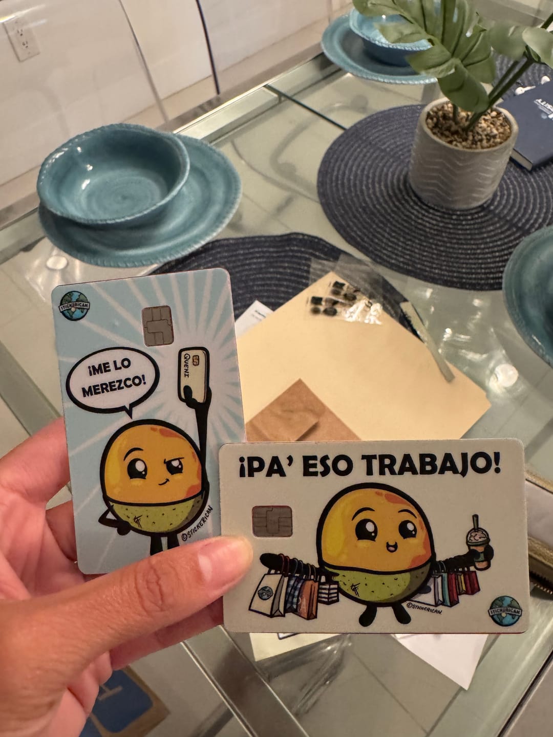 Customer photo review of Me Lo Merezco - Sticker para Tarjeta de Crédito