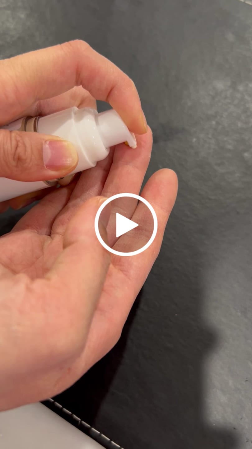 Customer video review of Blueberry Vitamin C Serum