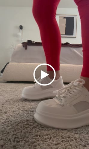 Customer video review of Zanda White