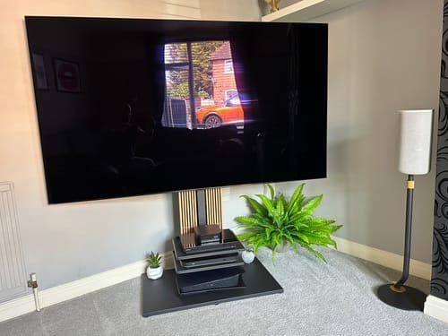 Customer photo review of Zen FT88 TV Stand