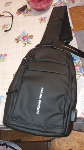 Customer photo review of Mini Compacto: Lightweight, Minimalist Tablet Sling Bag With Multi-layer
