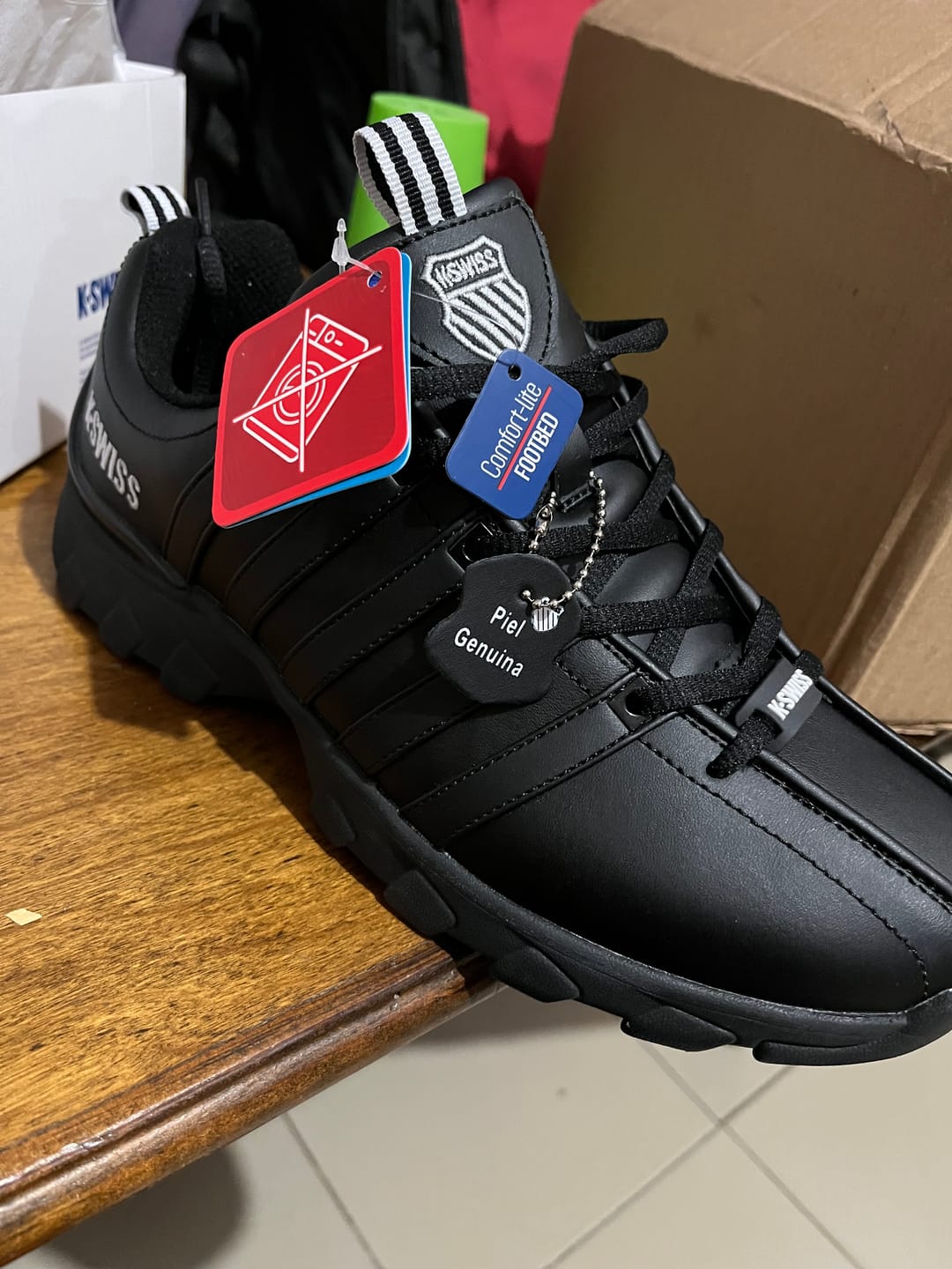 Customer photo review of Tenis Haxby Men