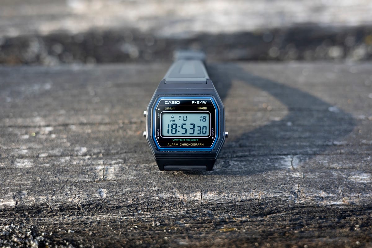 Customer photo review of Reloj Casio Vintage F-84W-1 Mercado Japonés JDM