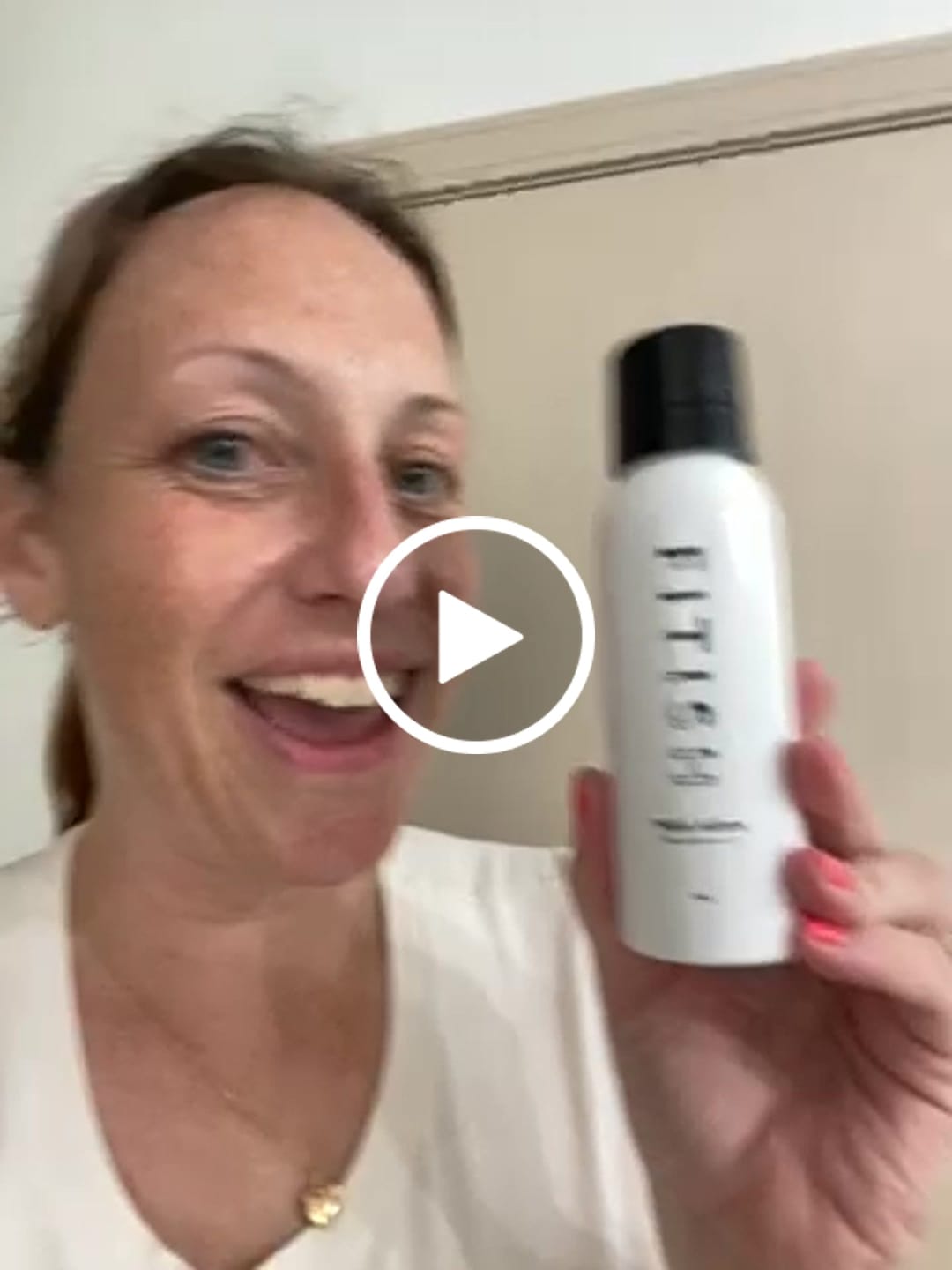 Customer video review of Tone Down Spray