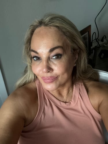 Customer photo review of Lipstick Mesmerize