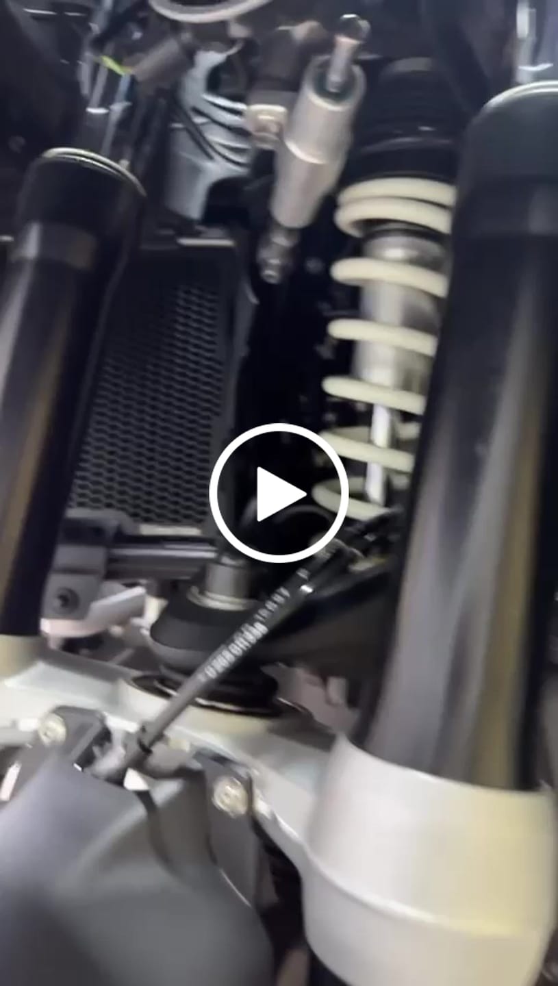 Customer video review of Radiator Guard Set for BMW R1300GS / Adv
