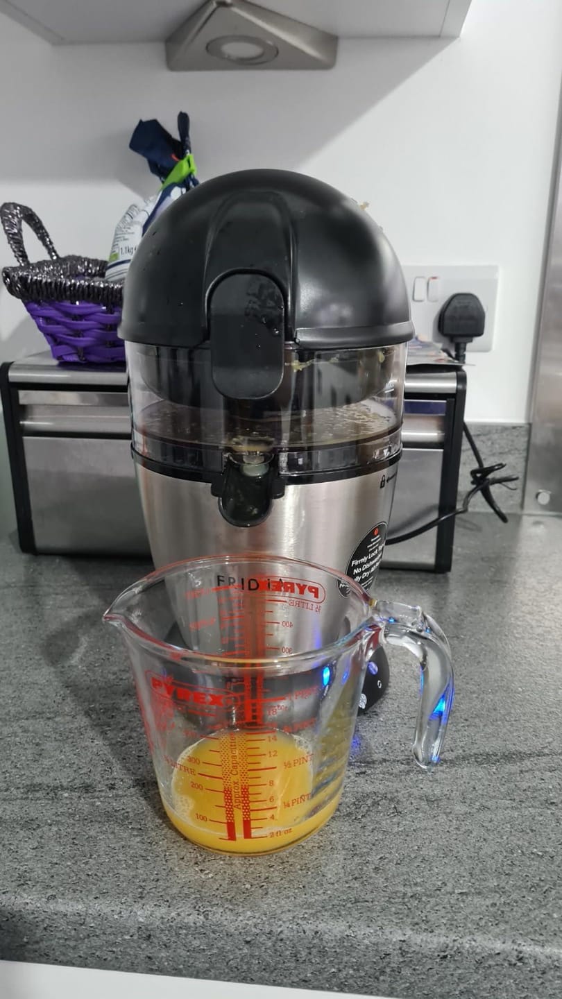 Customer photo review of f900 Automatic Citrus Juicer