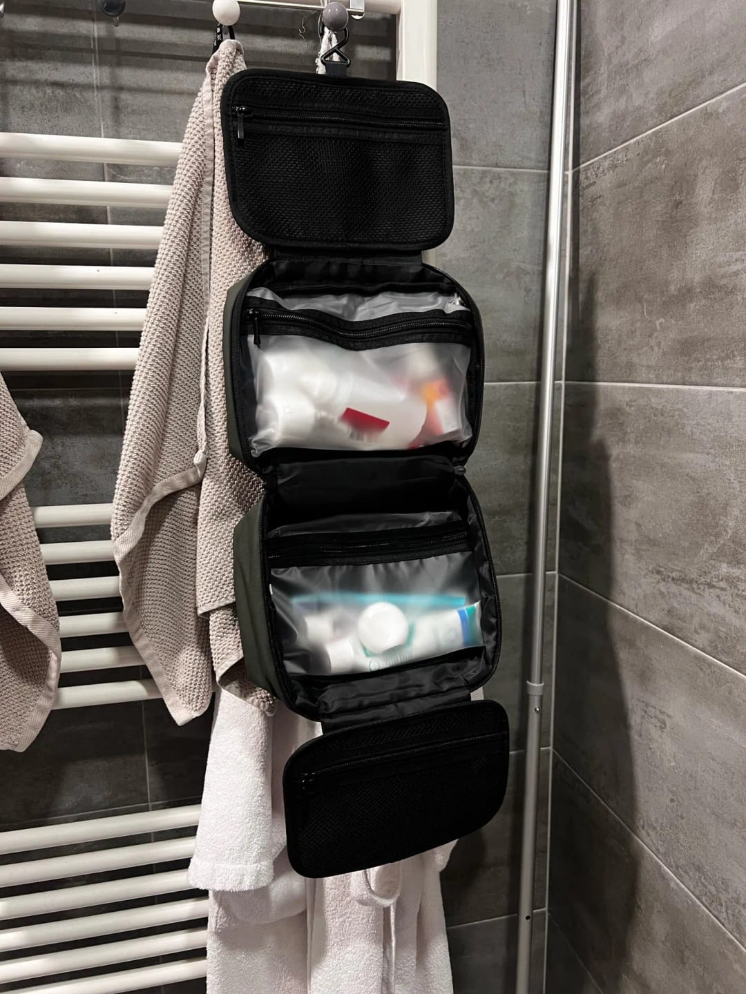 Customer photo review of Compact Size and Large Capacity Multi-Layer Paged Washbag