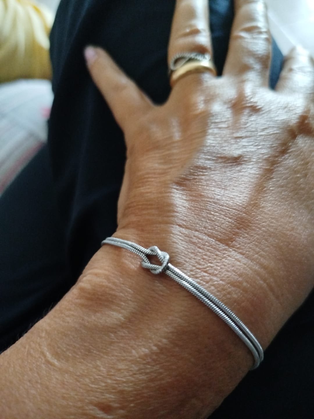 Customer photo review of Bracciale "Nodo d'Amore"