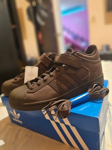 Customer photo review of Adidas Pro Shell ADV x Niels Bennett