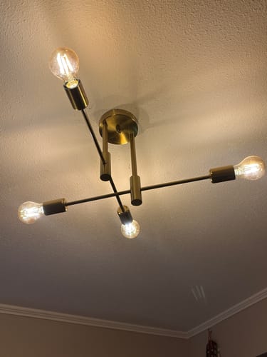 Customer photo review of Lampara Techo Modelo LIMBA Color dorado 4 soquetes