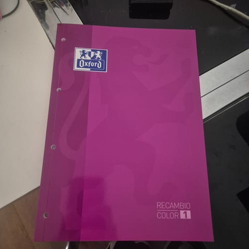 Avis photo d'un client sur Bloc de feuilles détachables OXFORD # 160 pages A4 - petits carreaux