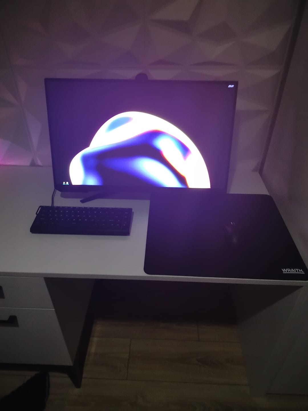 Customer photo review of Wraith Litepad Mousepad
