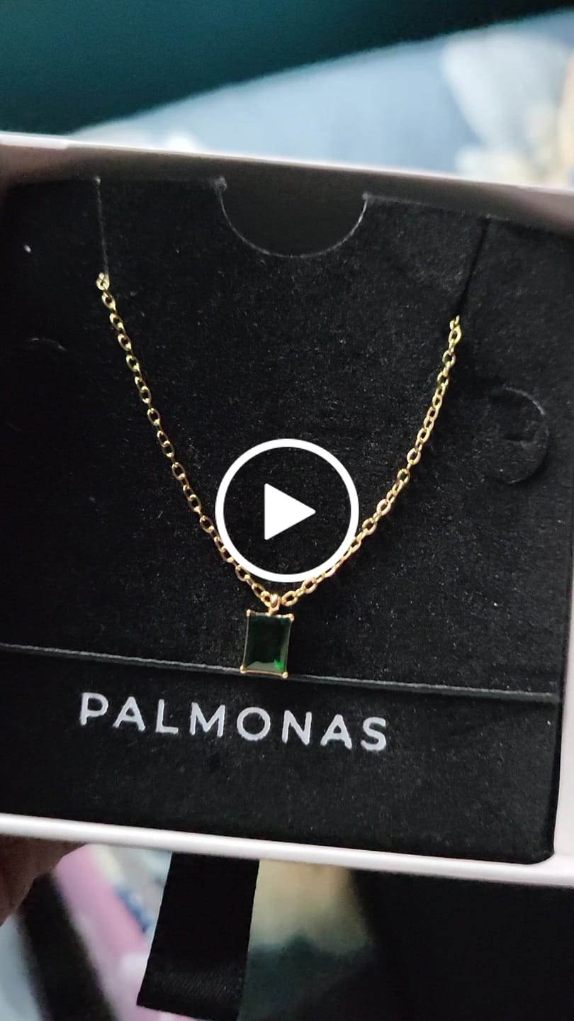 Customer video review of Emerald Aventurine Necklace