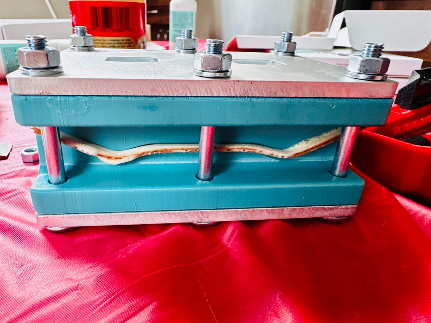 Customer photo review of Fingerskateboard Construction Kit - for Experts