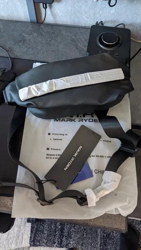 Customer photo review of Peiano: Oxford Material Elegant Lightweight Waterproof Crossbody Bag