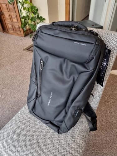 Customer photo review of Compacto Pro: MarkRyden Top Seller Futuristic Design Simple Large Capacity Daily Backpack