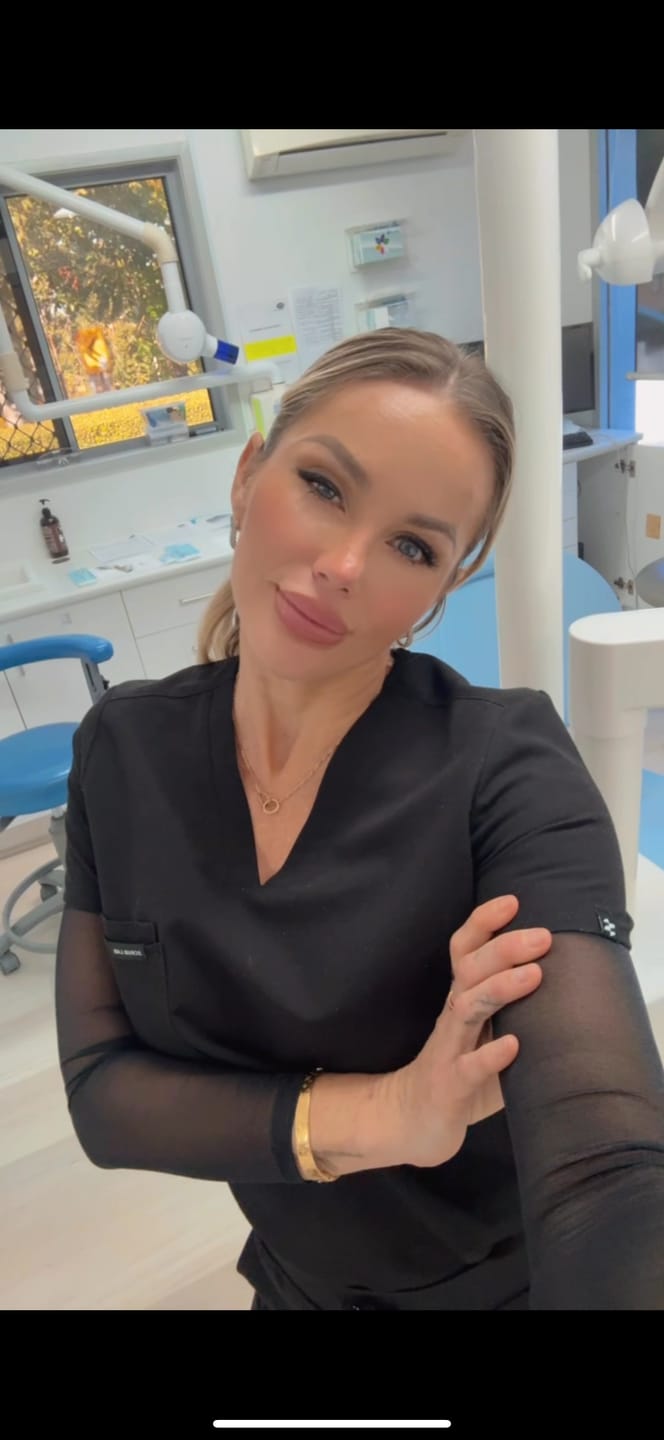 Customer photo review of FLORENCE Three Chest Pocket Scrub Top (Original SLTECH™ fabric) - Black