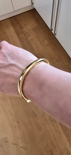 Customer photo review of Wave Bangle