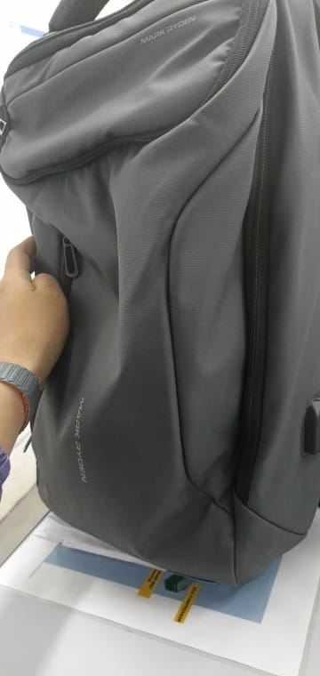 Customer photo review of Compacto Pro: MarkRyden Top Seller Futuristic Design Simple Large Capacity Daily Backpack
