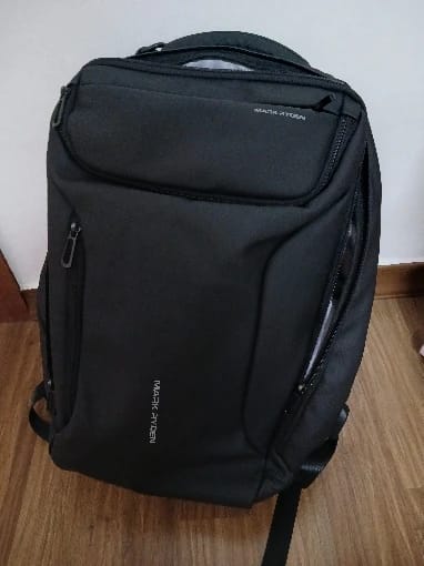 Customer photo review of Compacto Pro: MarkRyden Top Seller Futuristic Design Simple Large Capacity Daily Backpack