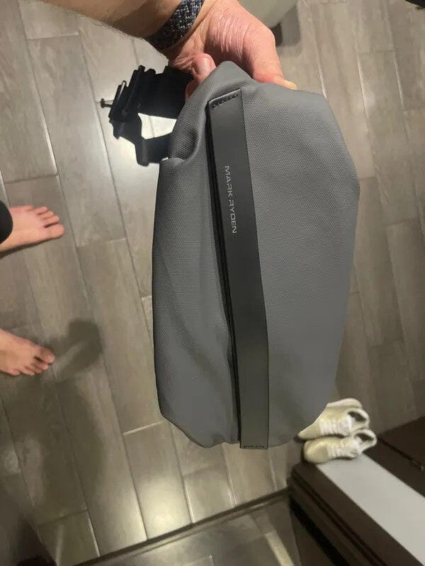 Customer photo review of Peiano: Oxford Material Elegant Lightweight Waterproof Crossbody Bag