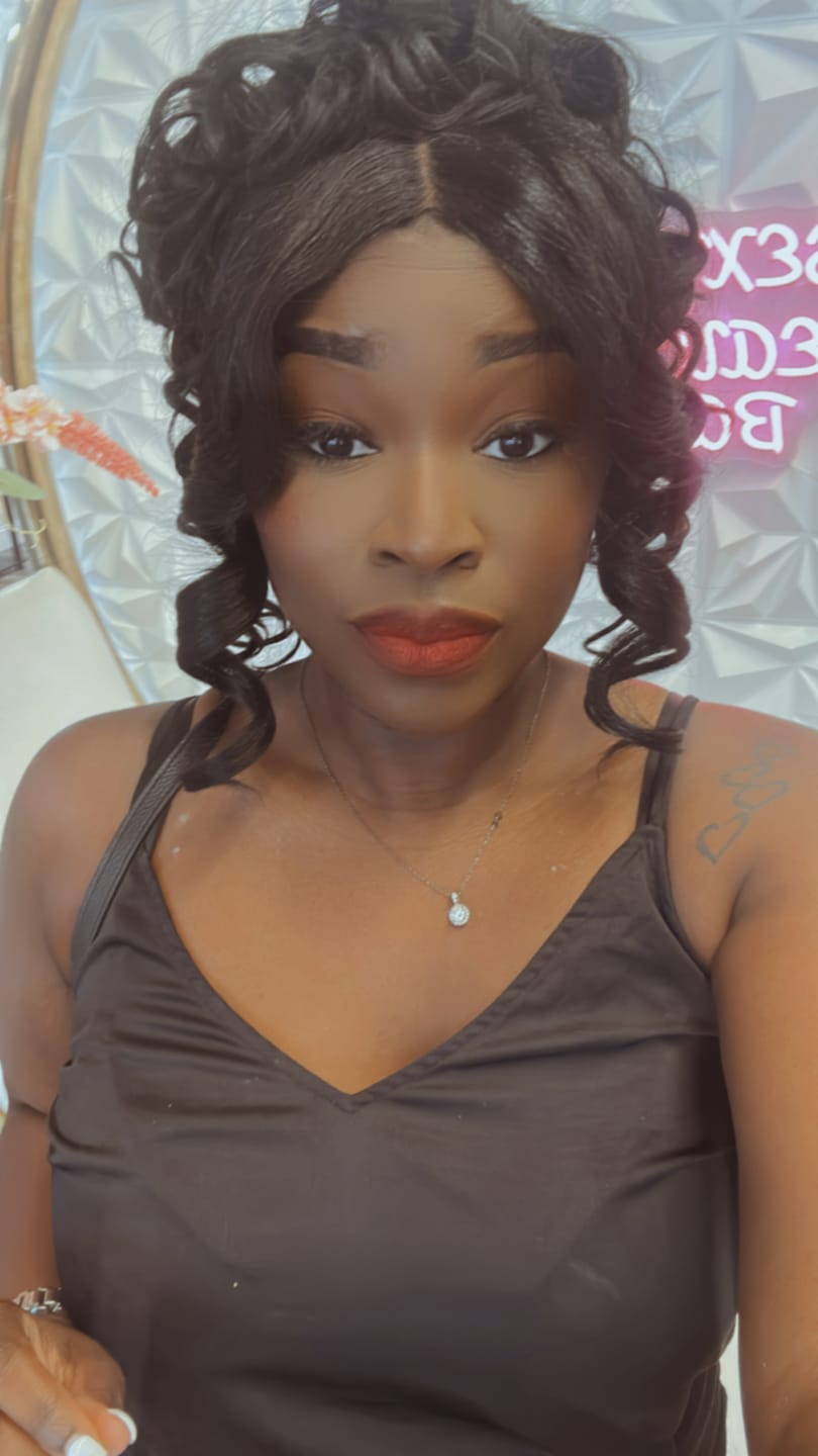 Customer photo review of Zury Sis Miss Bang Lace Part Drawstring Ponytail - SOFIA
