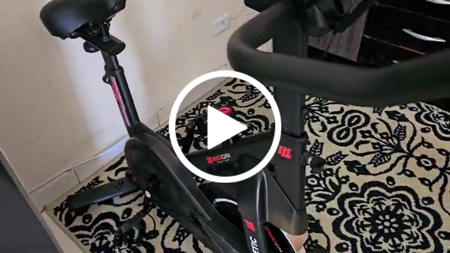 Customer video review of Bicicleta Ergométrica Smart Bike Magnetic MegaGym
