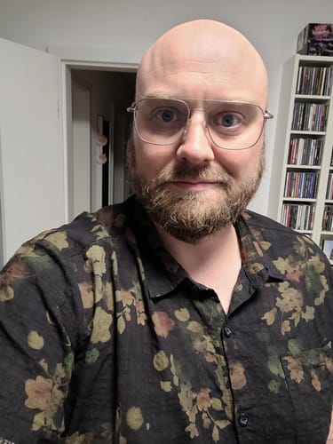 Customer photo review of Chemise de plage décontractée en coton à manches courtes pour hommes