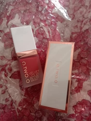 Customer photo review of O.TWO.O LIQUID BLUSH