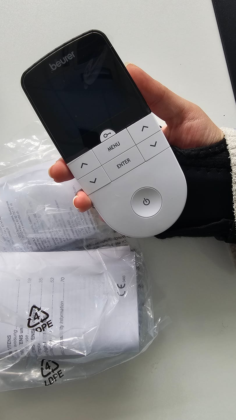 Customer photo review of Electroestimulador EM49 con 2 canales y 64 programas – Marca Beurer