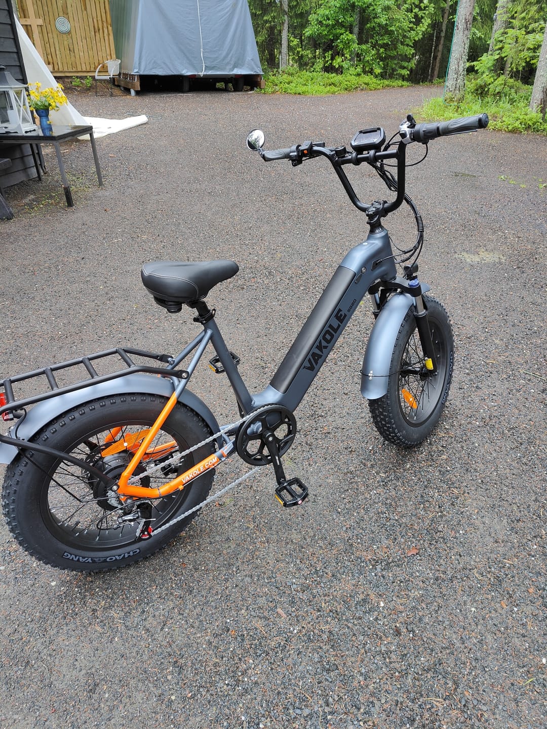 Customer photo review of Vakole SG20 250W 20" Electric Fat Bike 691Wh Commuter E-bike 48V 14.4Ah Battery