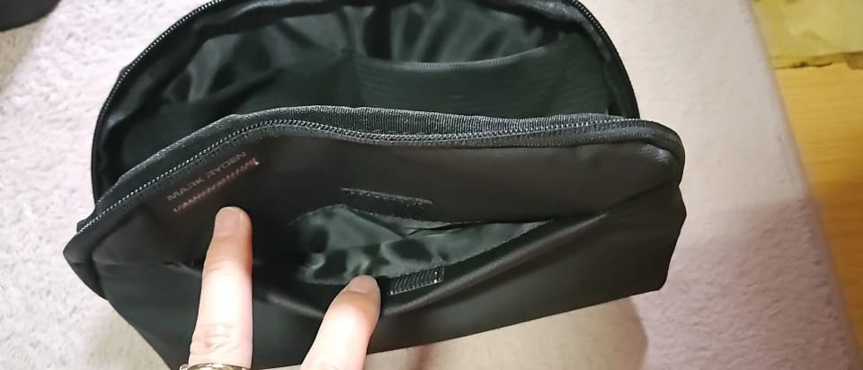 Customer photo review of Switchstorage II: Multi-functional waterproof 3C Storage Bag