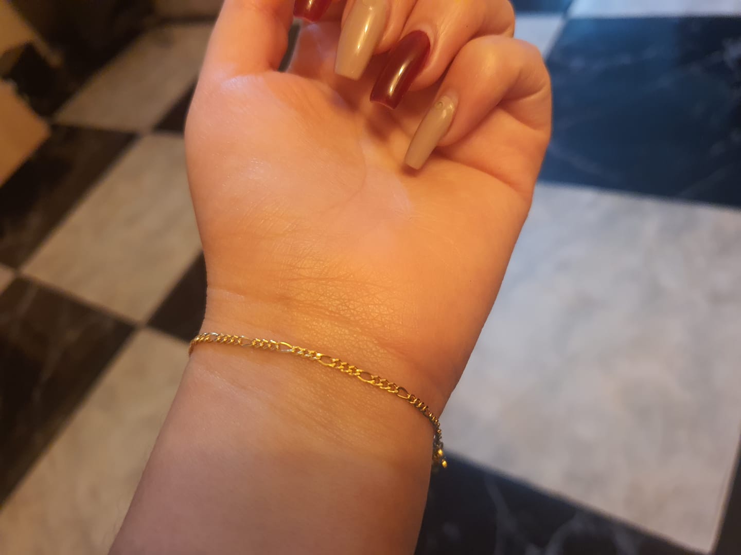 Customer photo review of Pulseras Figaro en Oro laminado 18k Para Pareja