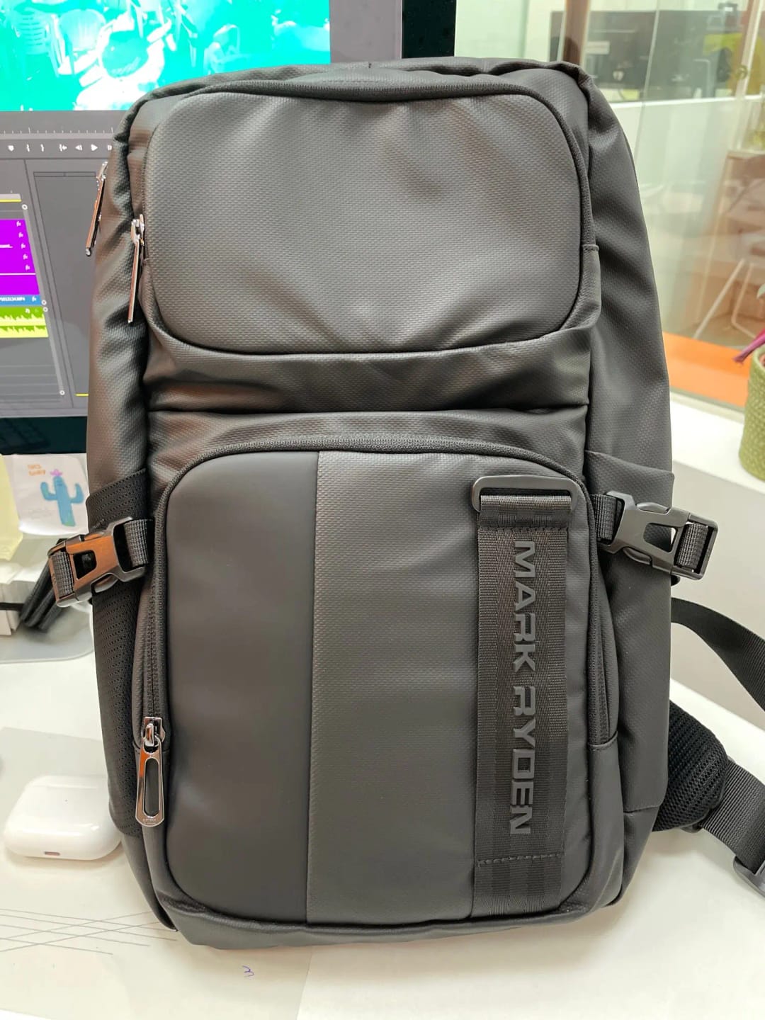 Customer photo review of Bulk: Large Capacity Fashion Commuter Waterproof Crossbody Bag